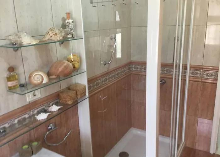 Vrijstaande Appartement *